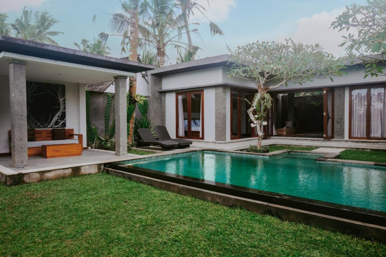 Anggira Villa Ubud Экстерьер фото