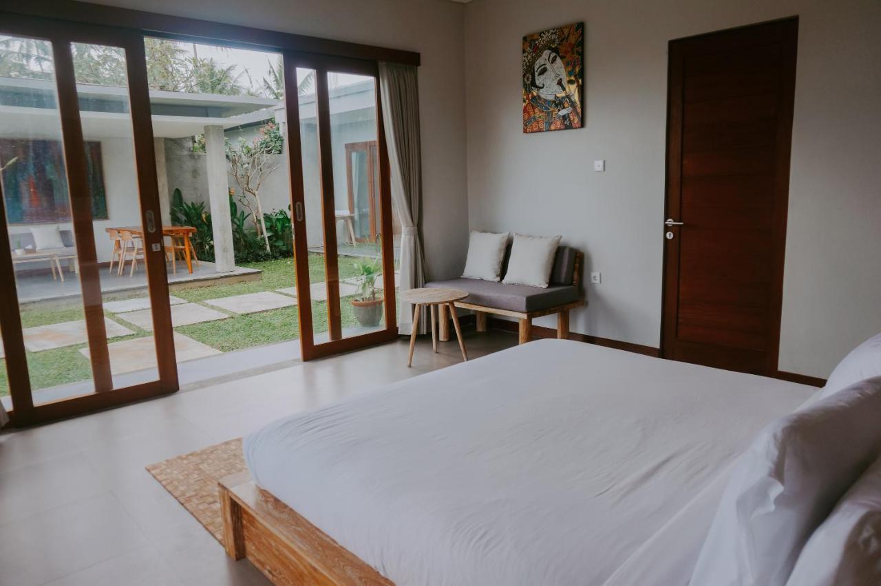 Anggira Villa Ubud Экстерьер фото